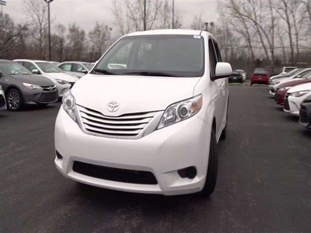 Toyota Sienna 2017 photo 4